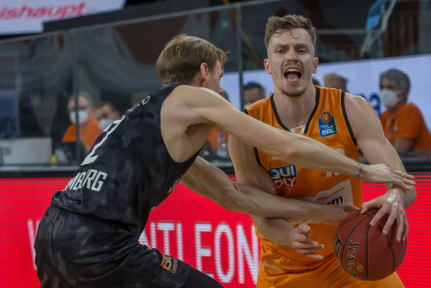 迫使对手走 迫使对手走